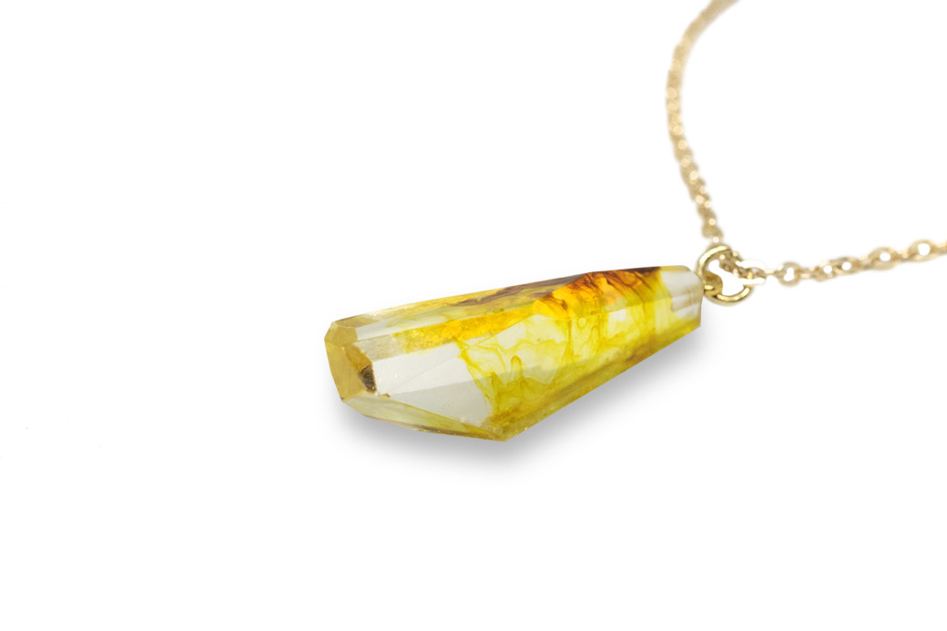 Collana Gemma Gold ciondolo color oro realizzato artigianalmente