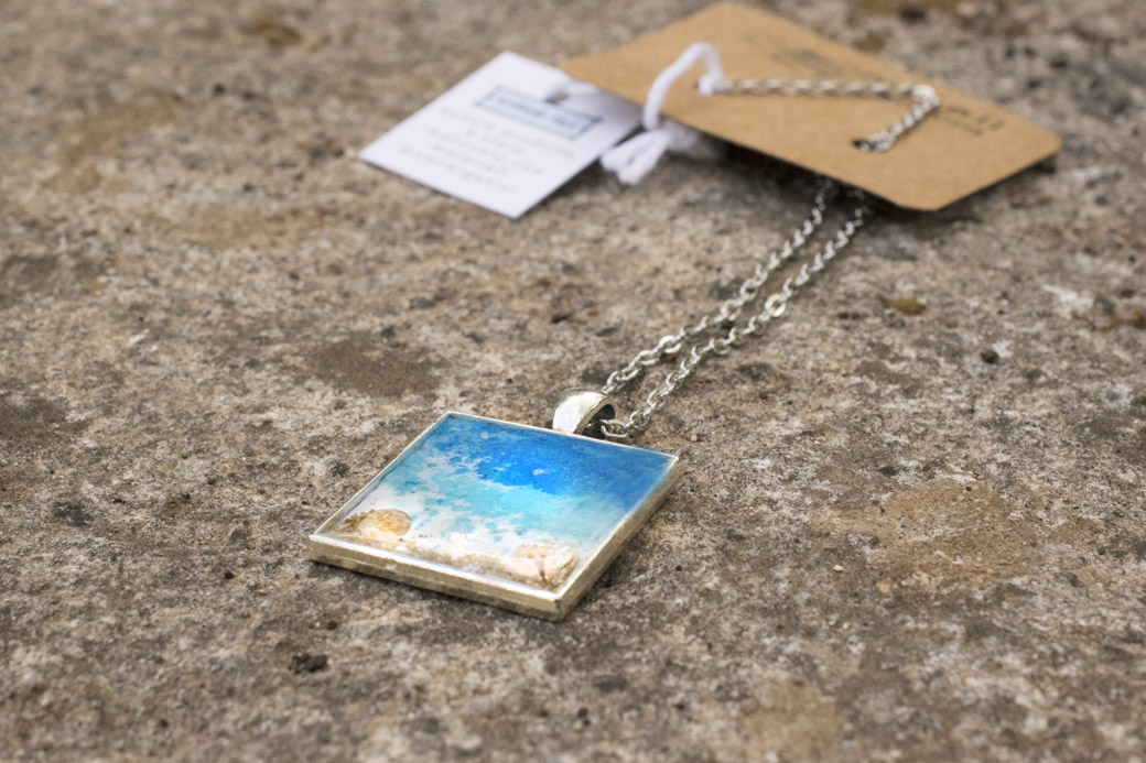 Collana Cabochon Beach collana resina artigianale celeste